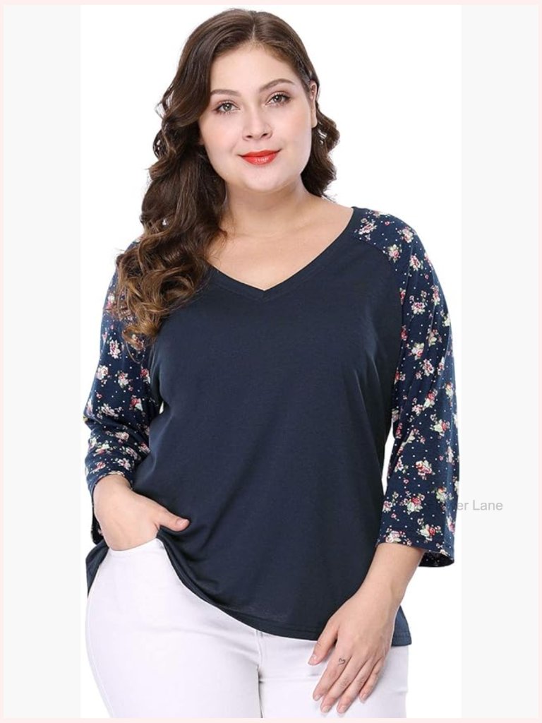 Plus Size V-Neck 3/4 Sleeve Floral Raglan Top Tunic Blouse